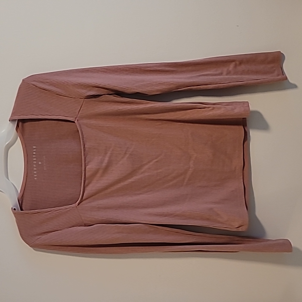 Long sleeve square neck